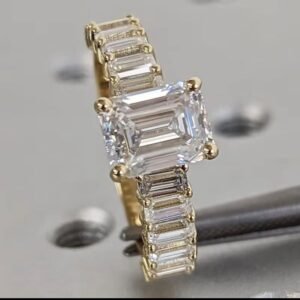Emerald cut Lab Diamond Centre with Channel set on the side