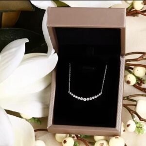 18ct Wg 1.5mm Round Stones Tw 0.69ct Lab